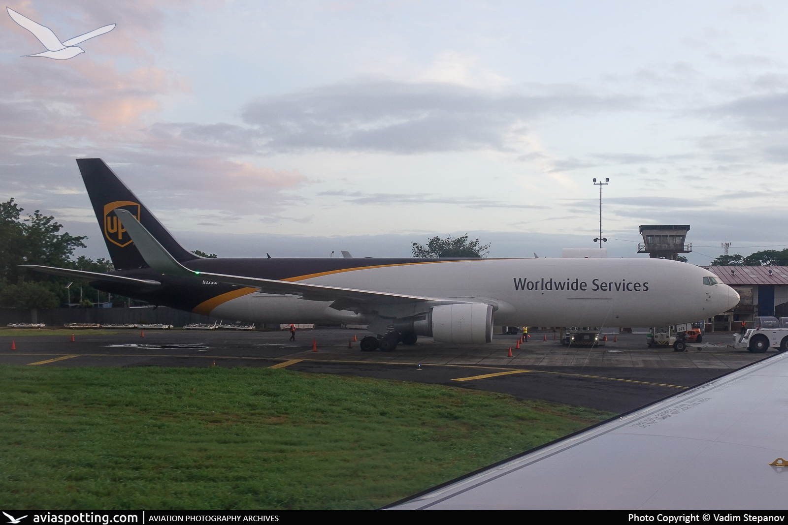 N323UP B767-300F UPS Airlines MGA – aviaspotting.com